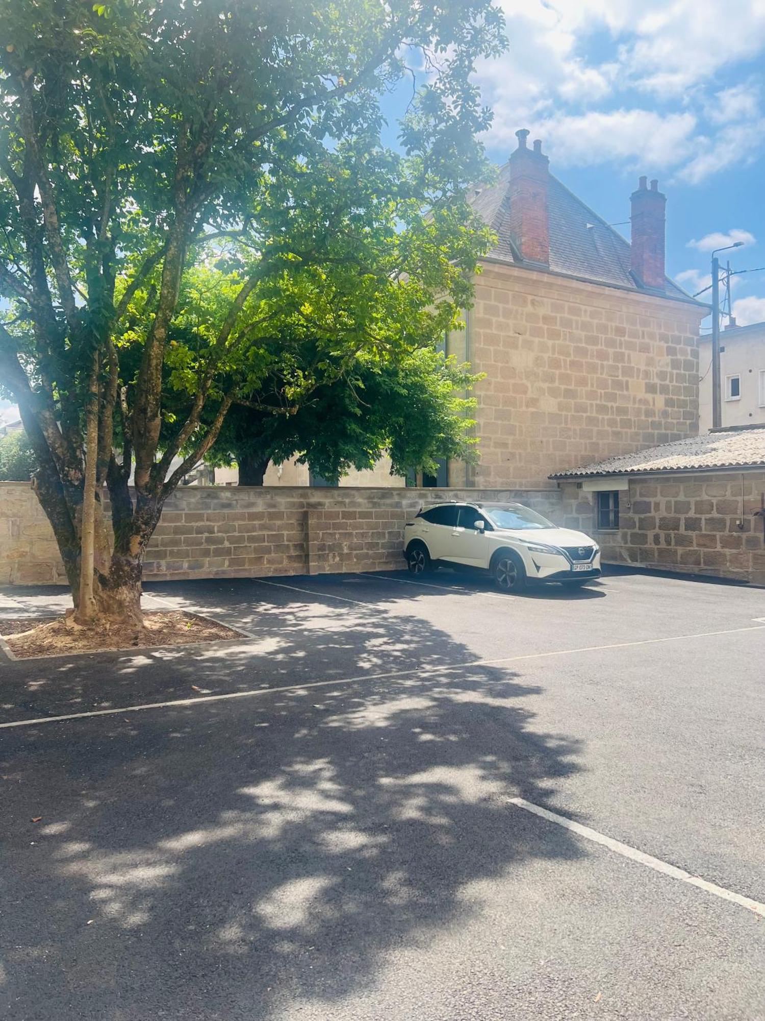 Best Western Hotel Le Quercy Брив ла Гайард Екстериор снимка