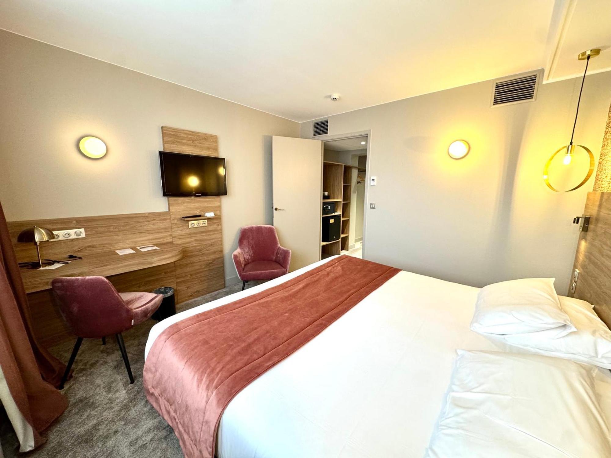 Best Western Hotel Le Quercy Брив ла Гайард Екстериор снимка